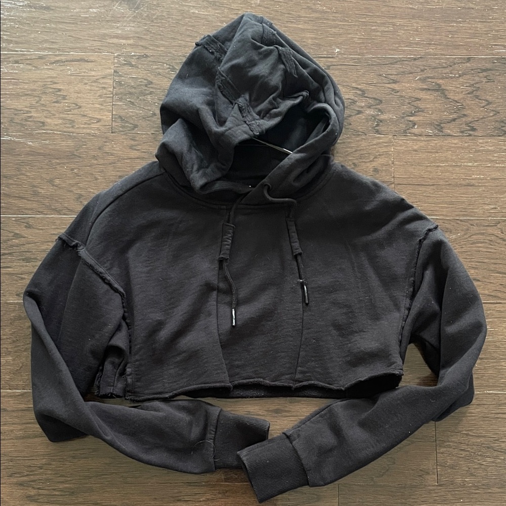 Gymshark Black Fitness Cropped Hoodie